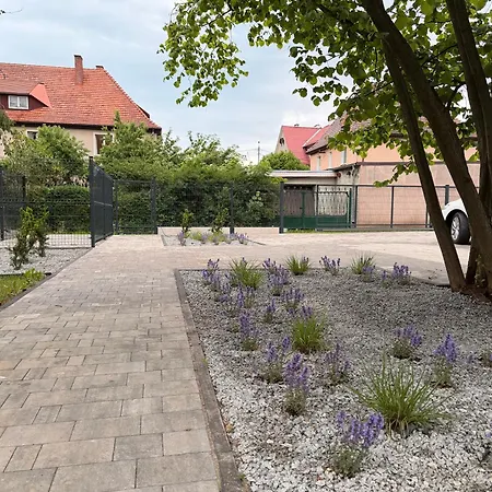 Komfortowy W Spokojnej Okolicy - Monte 1 Mieroszow